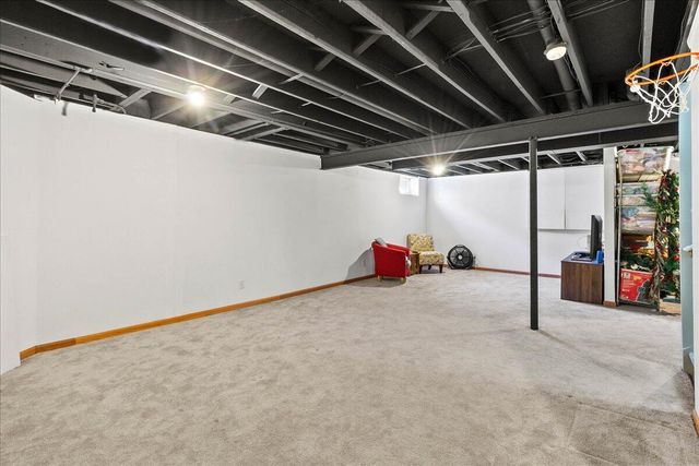 1530 Carmel Drive 1530 Carmel Drive, Marysville, OH 43040