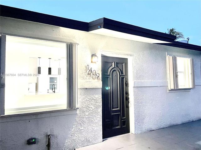 1409 NE 151st Ter 1409, North Miami Beach, FL 33162