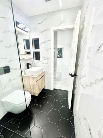 1409 NE 151st Ter 1409, North Miami Beach, FL 33162