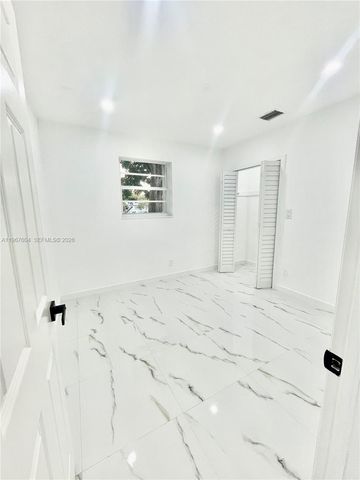 1409 NE 151st Ter 1409, North Miami Beach, FL 33162