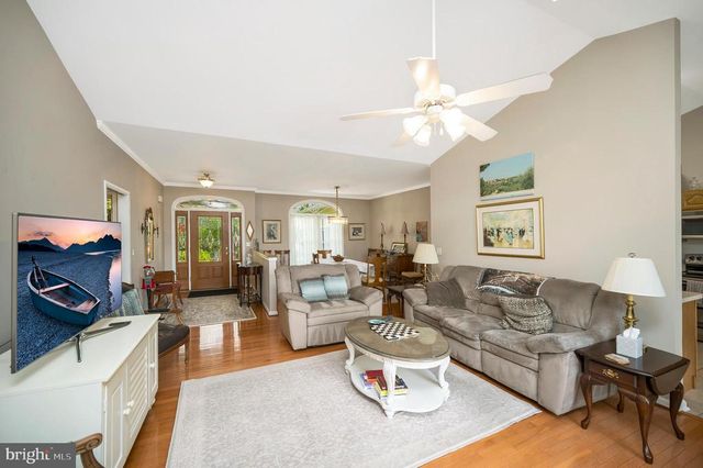 626 CORNWALLIS AVE, Locust Grove, VA 22508
