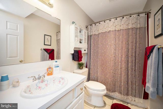 626 CORNWALLIS AVE, Locust Grove, VA 22508