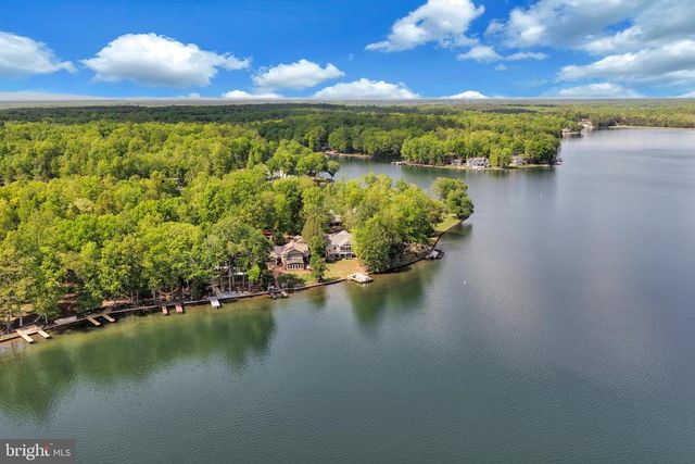 626 CORNWALLIS AVE, Locust Grove, VA 22508