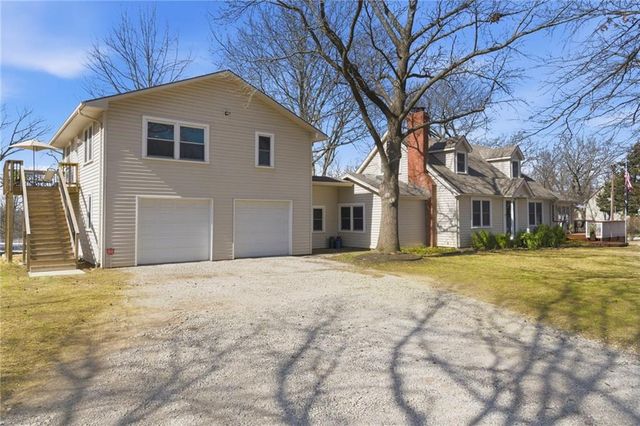 14401 Lookout Drive, Kansas City, MO 64139