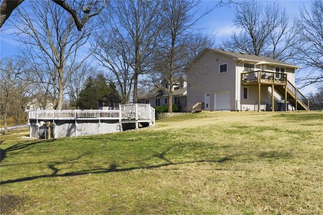 14401 Lookout Drive, Kansas City, MO 64139