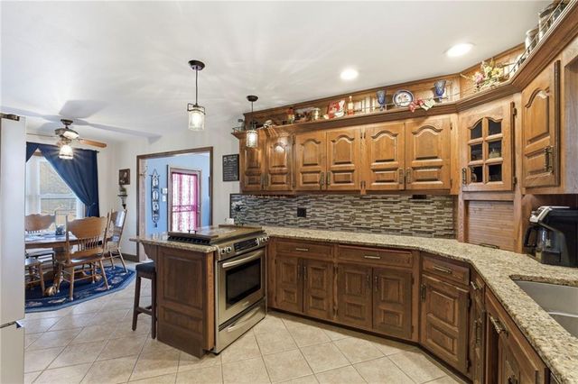 14401 Lookout Drive, Kansas City, MO 64139