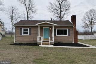 508 LATANE DR, Colonial Beach, VA 22443