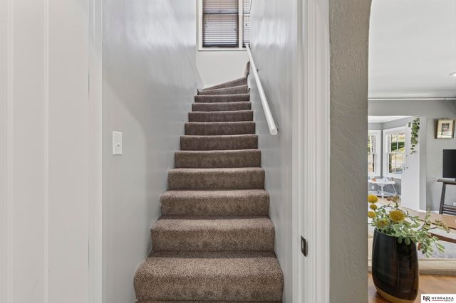 2004 N 51st Street, Omaha, NE 68104