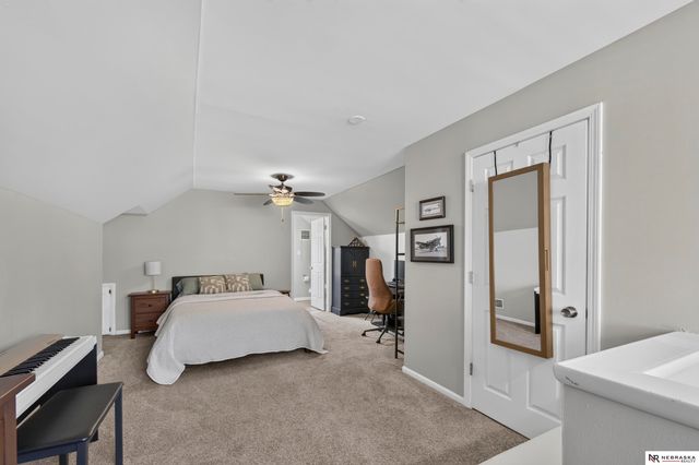 2004 N 51st Street, Omaha, NE 68104