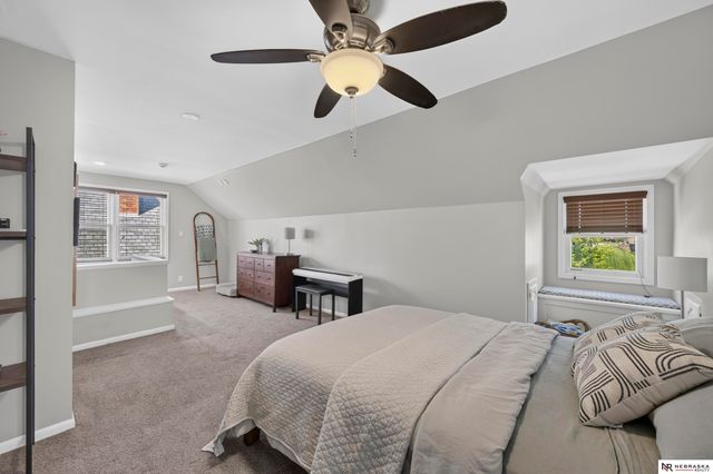 2004 N 51st Street, Omaha, NE 68104