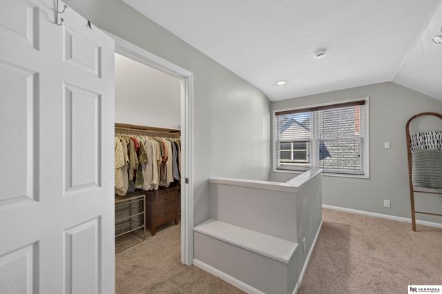 2004 N 51st Street, Omaha, NE 68104