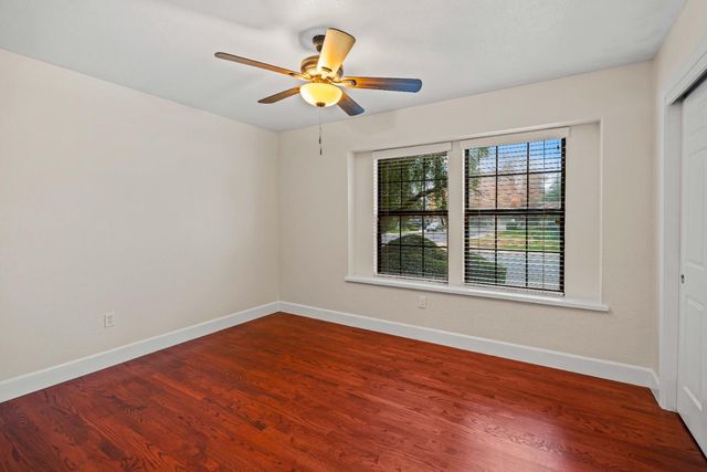 3829 Mondrian Dr, Modesto, CA 95356