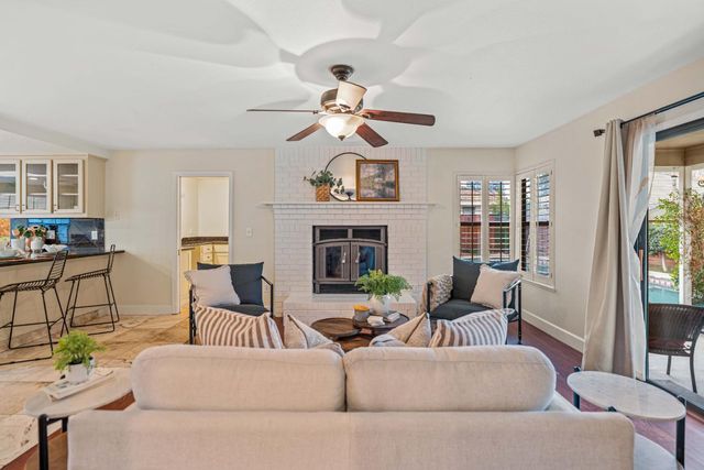 3829 Mondrian Dr, Modesto, CA 95356