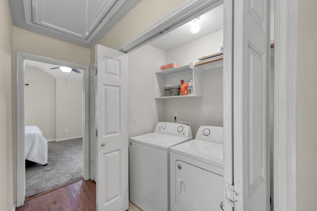 106 N Walden Elms Circle, The Woodlands, TX 77382