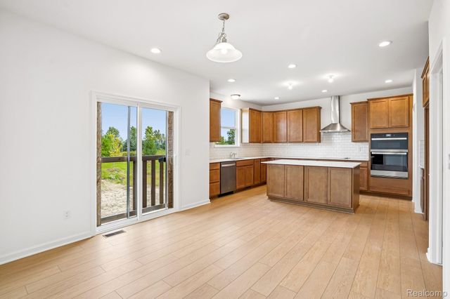 7456 Abigail Drive, Superior Charter Township, MI 48198