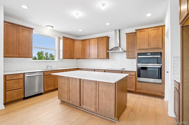 7456 Abigail Drive, Superior Charter Township, MI 48198