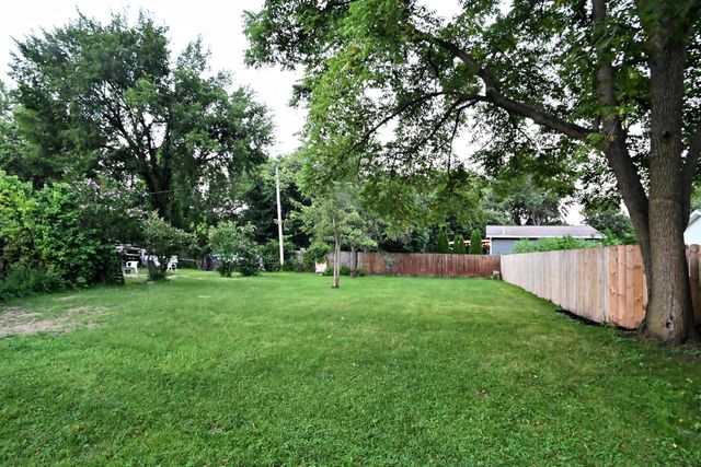 207 N Ash Street, Hobart, IN 46342
