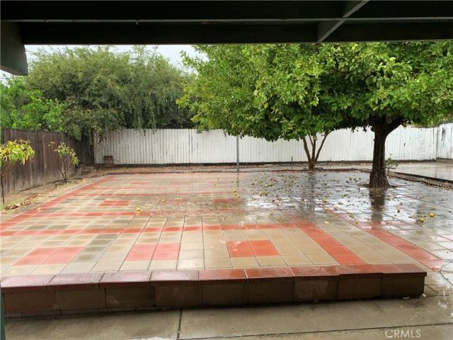 1424 Lynwood Way, Highland, CA 92346