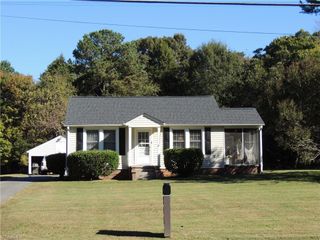 701 E Lexington Road, Mocksville, NC 27028