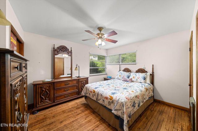 307 Iroquois Drive, Knoxville, TN 37914