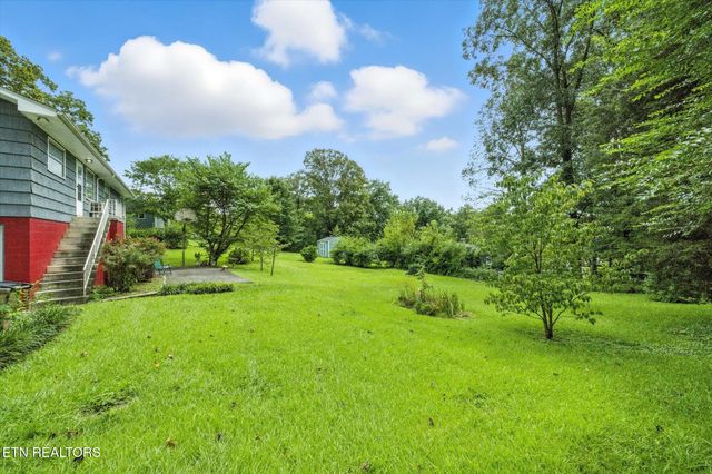 307 Iroquois Drive, Knoxville, TN 37914