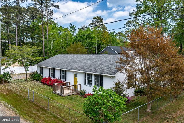 239 LANE RD, Reedville, VA 22539