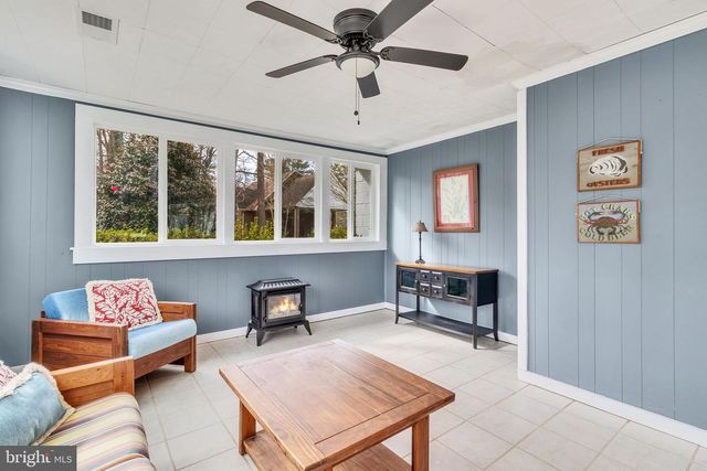 239 LANE RD, Reedville, VA 22539