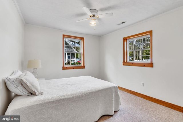 239 LANE RD, Reedville, VA 22539