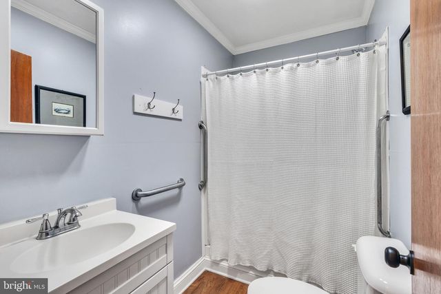 239 LANE RD, Reedville, VA 22539