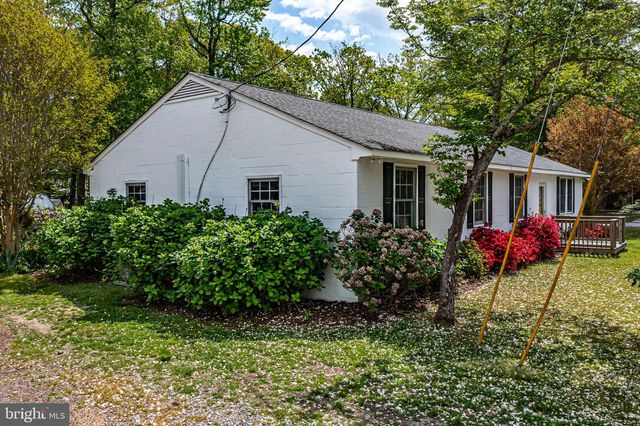 239 LANE RD, Reedville, VA 22539