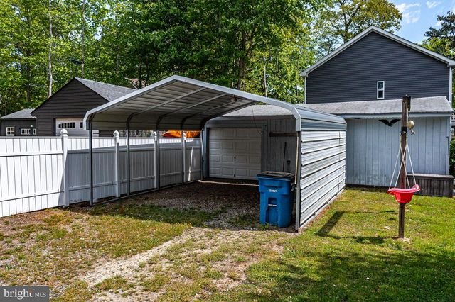 239 LANE RD, Reedville, VA 22539