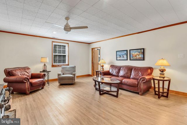239 LANE RD, Reedville, VA 22539
