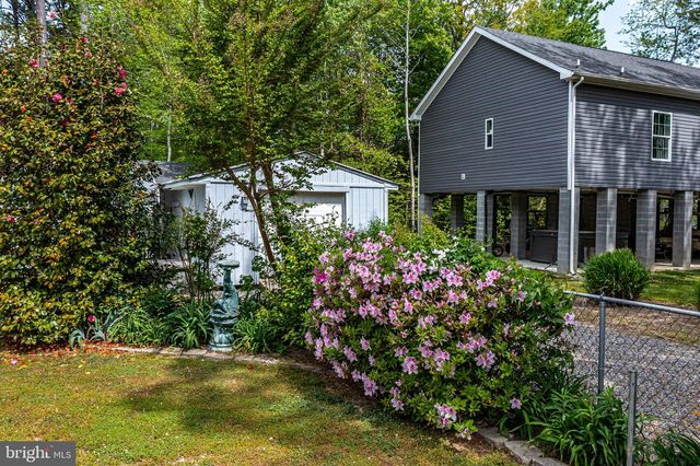 239 LANE RD, Reedville, VA 22539