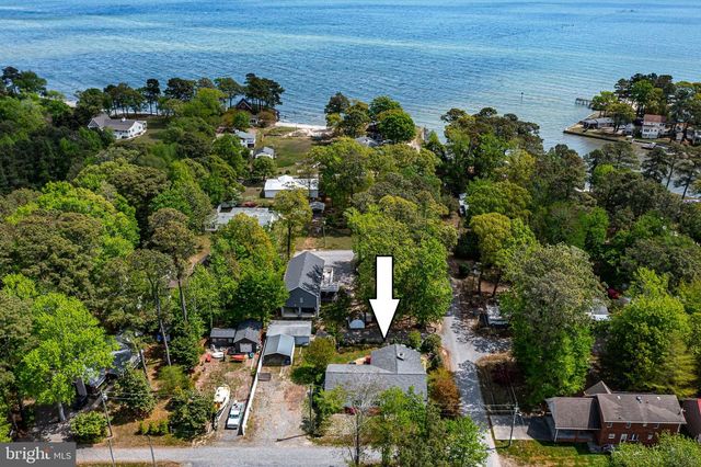 239 LANE RD, Reedville, VA 22539