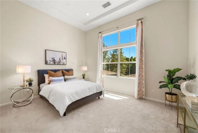 110 Rose Arch, Irvine, CA 92620