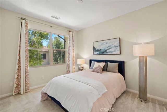 110 Rose Arch, Irvine, CA 92620