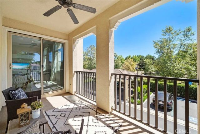 110 Rose Arch, Irvine, CA 92620
