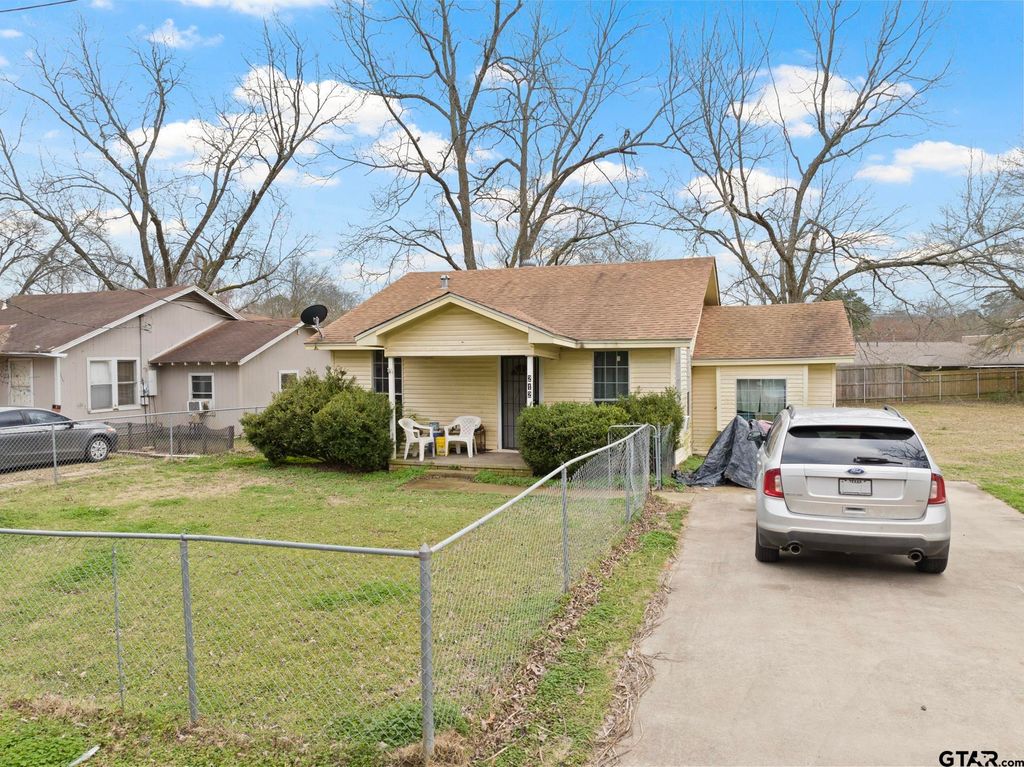 212 Cottonbelt, Mt Vernon, TX 75457