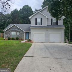 310 Pecan Wood Circle, Fairburn, GA 30213