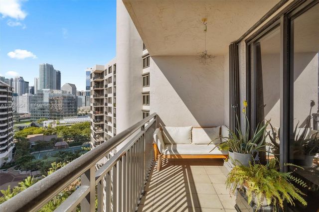 540 Brickell Key Drive 1519, Miami, FL 33131