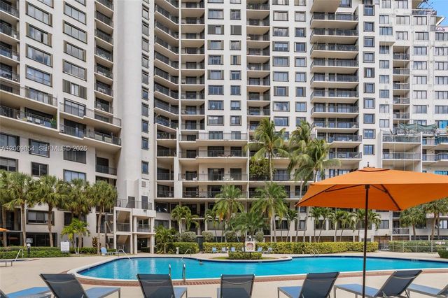540 Brickell Key Drive 1519, Miami, FL 33131