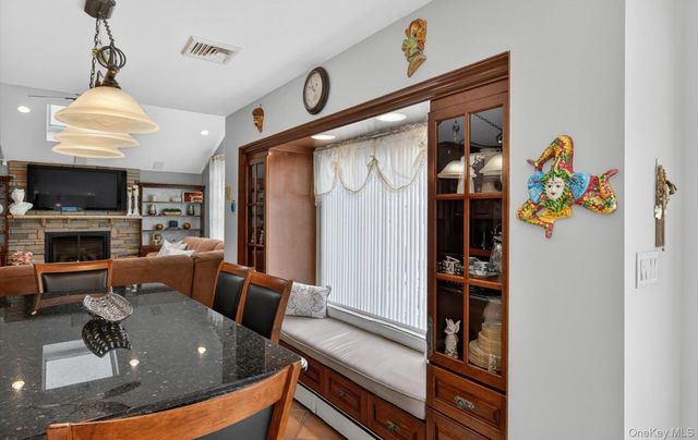 795 Herman Avenue, Franklin Square, NY 11010