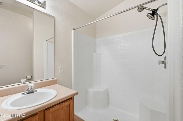 7730 S Titanite Lane, Tucson, AZ 85747