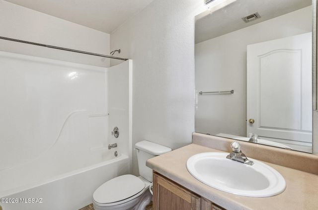 7730 S Titanite Lane, Tucson, AZ 85747