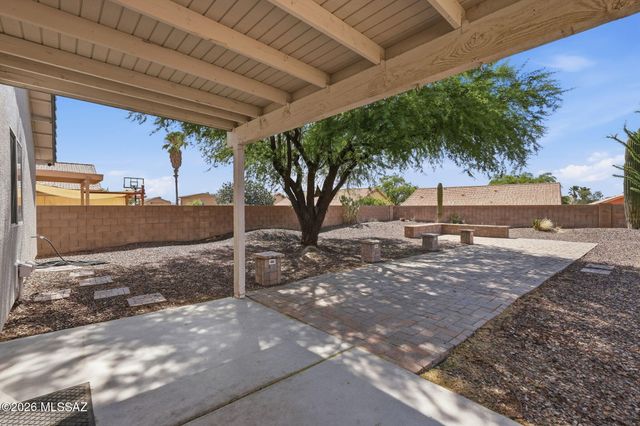 7730 S Titanite Lane, Tucson, AZ 85747