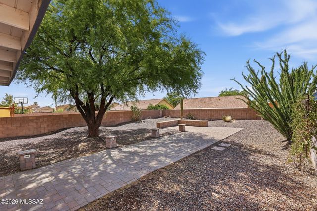 7730 S Titanite Lane, Tucson, AZ 85747