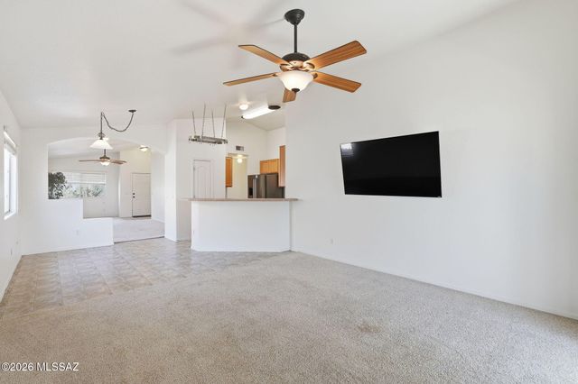 7730 S Titanite Lane, Tucson, AZ 85747