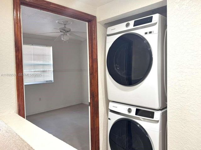 420 E 1st Avenue B204, Hialeah, FL 33010
