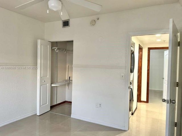 420 E 1st Avenue B204, Hialeah, FL 33010