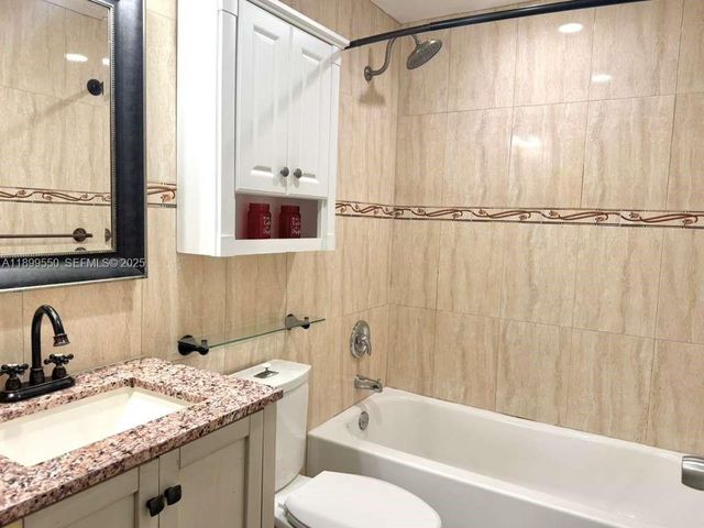 420 E 1st Avenue B204, Hialeah, FL 33010